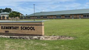 Report: Only two states better than Mississippi in teacher freedom